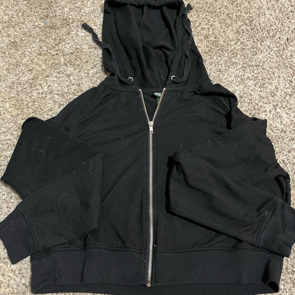 Cropped black jacket